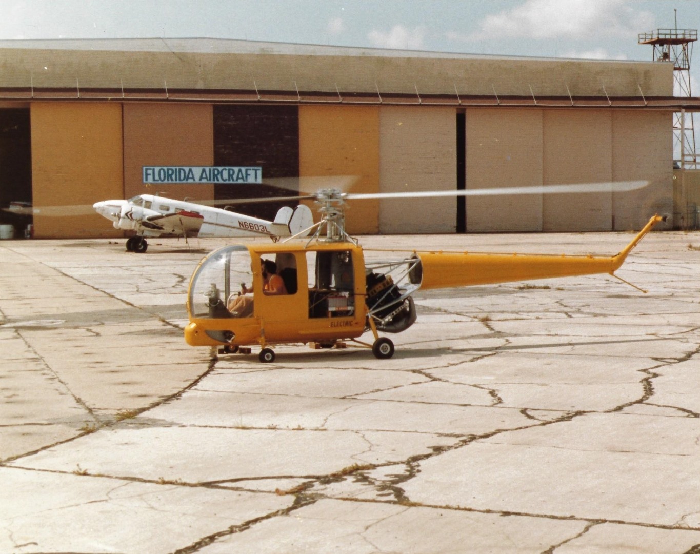 Orlando Helicopter Airways S-52 electric helicopter Orlando Helicopter Airways S-52 electric helicopter